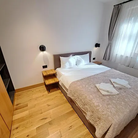 Casa Di Legno 3,6,9 شقة